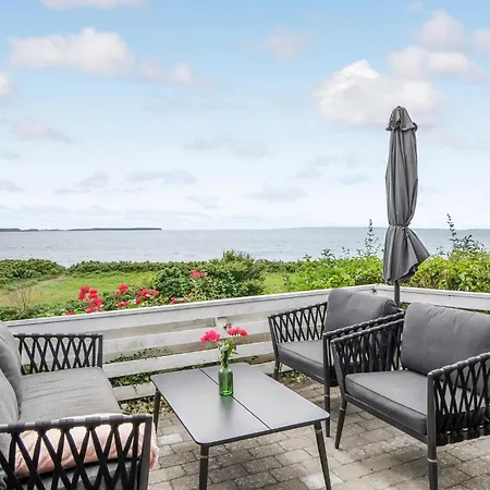 Two-bedroom In 펜션